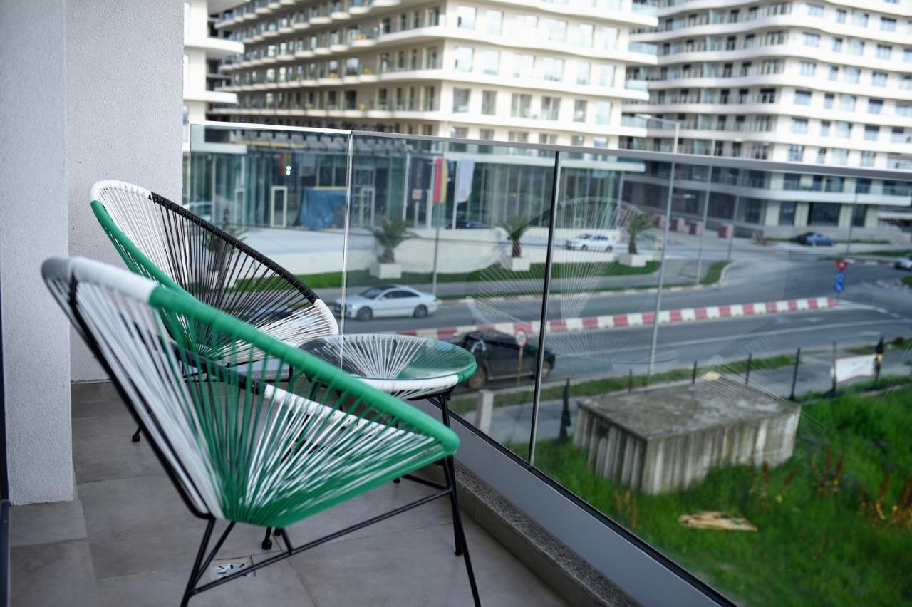 Myosotis Mamaia Studio By The Lake Appartement Buitenkant foto
